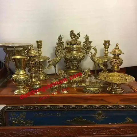 Chọn Đồ Thờ Cúng Bằng Đồng DAPHA (đồng Đại Phát): Loại, Kích Thước Và Giá Chọn Đồ Thờ Cúng Bằng Đồng DAPHA (đồng Đại Phát): Loại, Kích Thước Và Giá