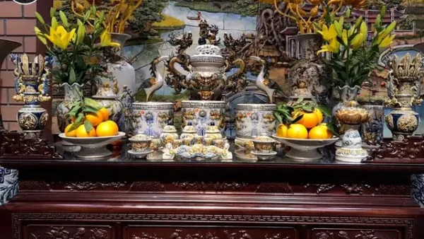Giải Mã Hiện Tượng Đốt Nhang 2 Ngắn 1 Dài Là Điềm Gì? Điềm Lành Hay Dữ Trong Tâm Linh