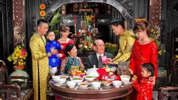 Giải Mã Giấc Mơ Bà Con Họ Hàng: Điềm Báo Lành Dữ Và Con Số May Mắn