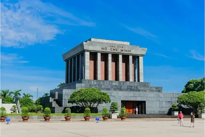 Mơ Thấy Lăng Bác Uy Nghiêm, Sáng Sủa Mang Ý Nghĩa Gì? Mơ Thấy Lăng Bác Uy Nghiêm, Sáng Sủa Mang Ý Nghĩa Gì?