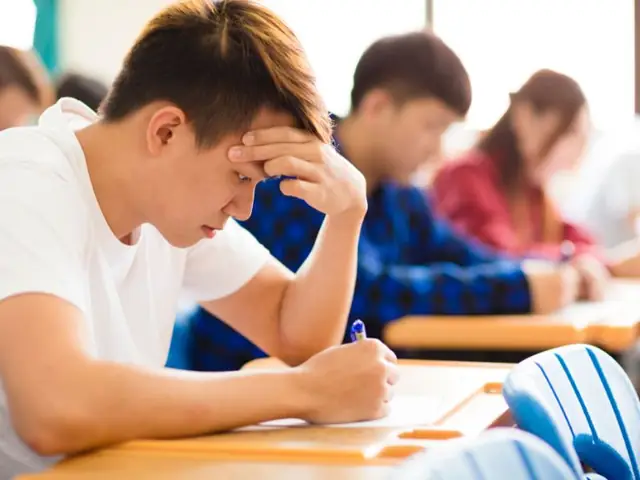 Giải Mã Giấc Mơ Đi Thi Không Làm Được Bài: Ý Nghĩa, Nguyên Nhân Và Góc Nhìn Tâm Lý