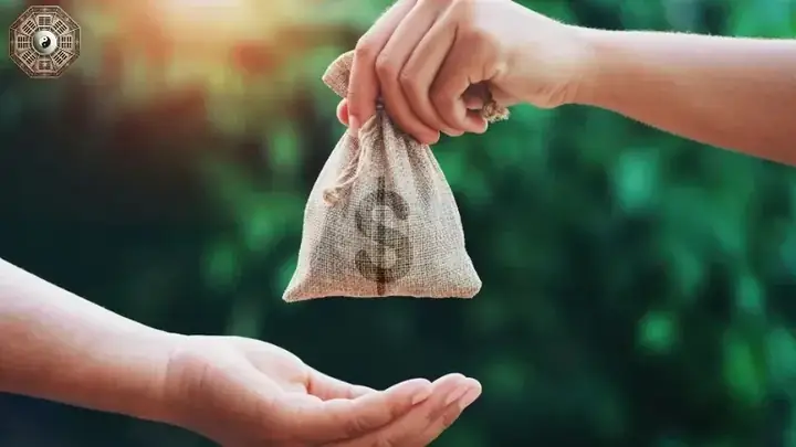 Mơ Nhặt Được Tiền Có Liên Quan Đến Các Con Số May Mắn Hay Lô Đề Không?