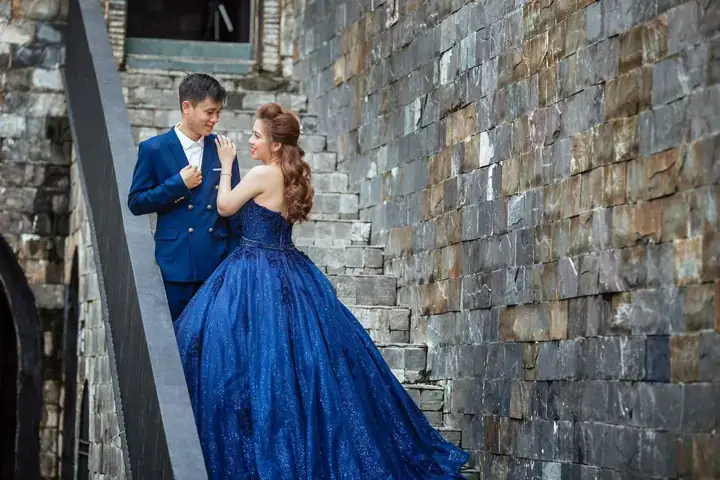Giải Mã Giấc Mơ Thấy Ảnh Cưới Bị Vỡ: Điềm Báo, Ý Nghĩa Và Cách Hóa Giải Cho Các Cặp Đôi