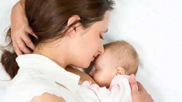 Giải Mã Giấc Mơ Thấy Cho Em Bé Bú: Ý Nghĩa, Điềm Báo Và Con Số May Mắn