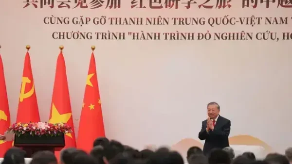 Giải Mã Giấc Mơ Thấy Người Ngoài Hành Nơi: Ý Nghĩa, Điềm Báo Và Con Số May Mắn