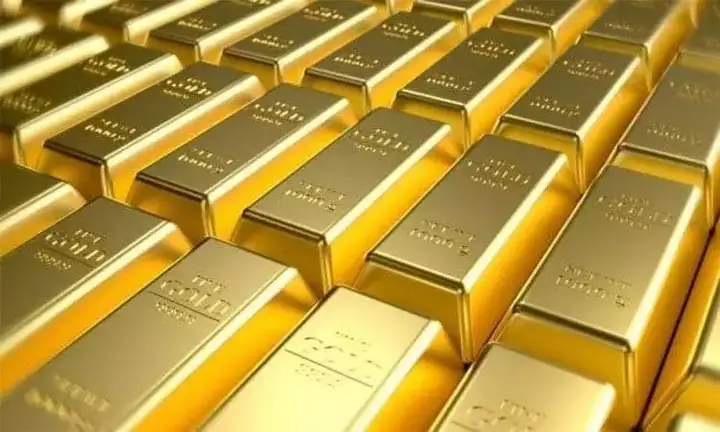 Nhận Vàng Từ Người Lạ Đại Diện Cho Sự Xuất Hiện Của Quý Nhân Nhận Vàng Từ Người Lạ Đại Diện Cho Sự Xuất Hiện Của Quý Nhân