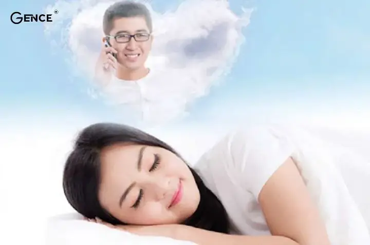 Nằm Mơ Thấy Người Yêu Cũ Ôm Mình Là Điềm Báo Gì, Lành Hay Dữ?