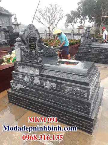 Hình Ảnh Khu Lăng Mộ Gia Tộc Cần Được Tu Sửa Trang Nghiêm
