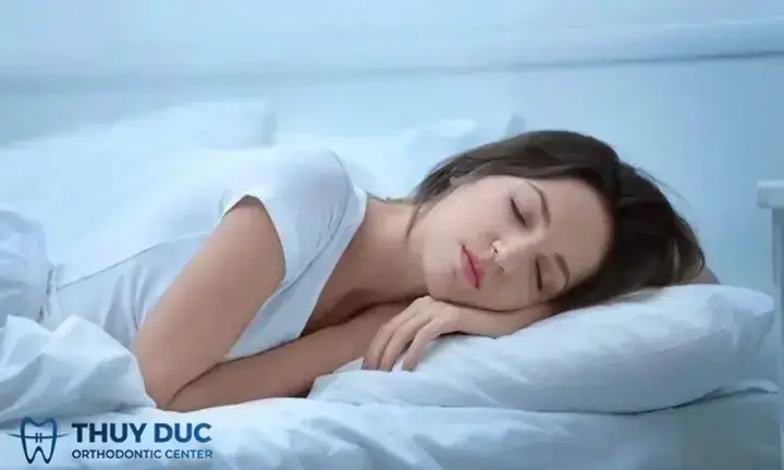 Nước Sông Dâng Cao Cảnh Báo Những Thử Thách Bất Ngờ Trong Cuộc Sống.