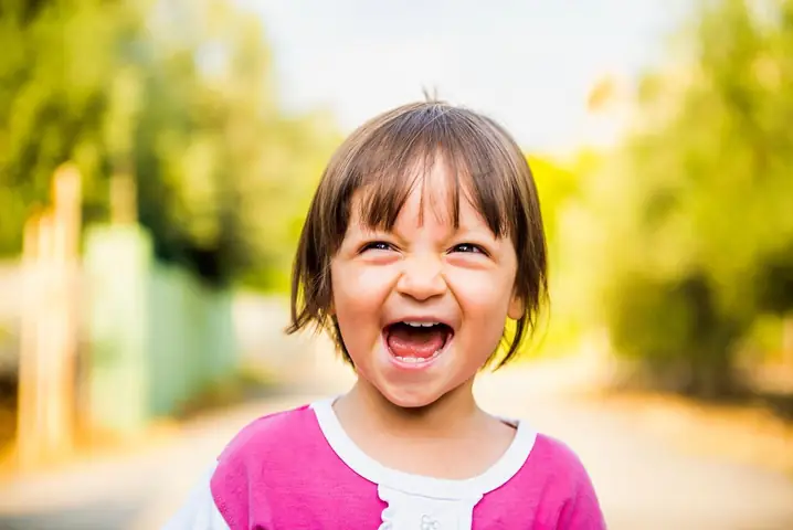 Nằm Mơ Thấy Trẻ Con Bị Ngã Hoặc Gặp Nguy Hiểm Khi Đang Chơi Có Ý Nghĩa Gì? Nằm Mơ Thấy Trẻ Con Bị Ngã Hoặc Gặp Nguy Hiểm Khi Đang Chơi Có Ý Nghĩa Gì?