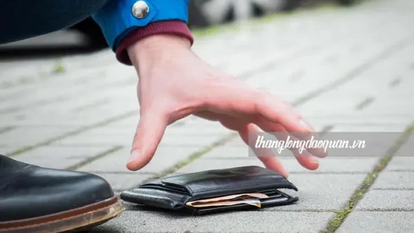 Hết Ga Ngày Cúng Thần Tài Là Điềm Xui Hay Hên? Giải Mã Ý Nghĩa Và Những Điều Kiêng Kỵ Cần Biết