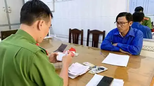 Hiểu Về Thầy Cúng: Vai Trò, Nghi Lễ Và Những Giá Trị Trong Tín Ngưỡng Dân Gian
