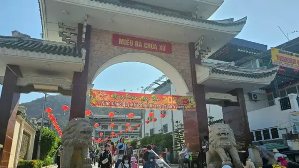 100+ Hình Ảnh Đi Cúng Bà Chúa Xứ Đẹp Mê Hồn