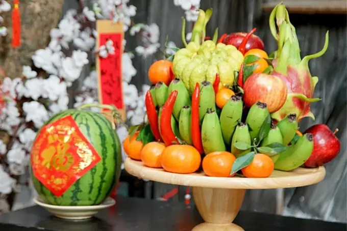 Hoa Quả Lễ Cúng Ngày Tết: Ý Nghĩa, Các Loại Trái Cây Và Cách Bày Trí Đẹp Nhất 2027 Hoa Quả Lễ Cúng Ngày Tết: Ý Nghĩa, Các Loại Trái Cây Và Cách Bày Trí Đẹp Nhất 2027