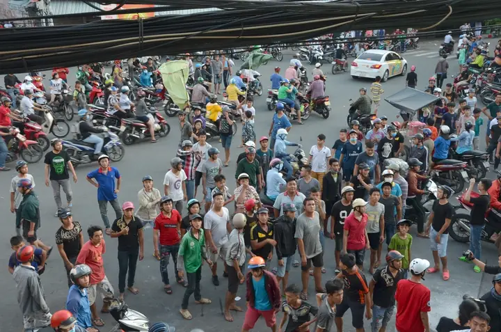Thực Hư Tục Hứng Tiền Cúng Cô Hồn Và Góc Nhìn Văn Hóa Tín Ngưỡng Năm 2027 Thực Hư Tục Hứng Tiền Cúng Cô Hồn Và Góc Nhìn Văn Hóa Tín Ngưỡng Năm 2027
