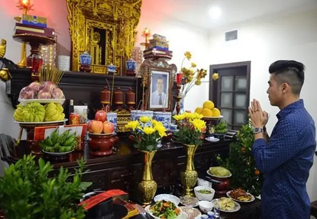 Hướng Dẫn Cúng Cơm Đúng Nghi Thức Cho Gia Đình Và Hương Linh Hướng Dẫn Cúng Cơm Đúng Nghi Thức Cho Gia Đình Và Hương Linh