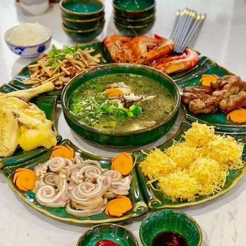 Kinh Nghiệm Chọn Khay Để Đồ Cúng Phù Hợp Và Cách Bày Trí Mâm Lễ Chuẩn Năm 2027 Kinh Nghiệm Chọn Khay Để Đồ Cúng Phù Hợp Và Cách Bày Trí Mâm Lễ Chuẩn Năm 2027