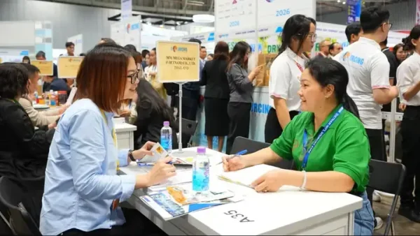 Khi Thay Đổi Số Nhà Có Cần Cúng Lễ Không? Hướng Dẫn Thủ Tục Chuẩn Phong Thủy