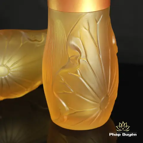 Hướng Dẫn Chọn Và Đặt Khung Để Bình Bông Cúng Chuẩn Phong Thủy Gia Tiên Hướng Dẫn Chọn Và Đặt Khung Để Bình Bông Cúng Chuẩn Phong Thủy Gia Tiên