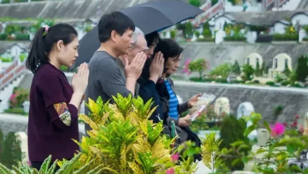 Hướng Dẫn Cách Chuẩn Bị Lễ Vật, Mâm Cúng Và Văn Khấn Tết Thanh Minh Chuẩn Phong Tục Truyền Thống