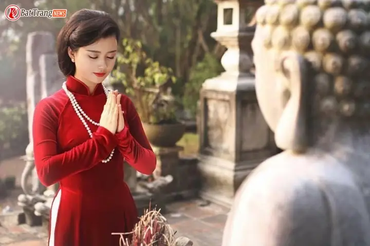 Hướng Dẫn Chi Tiết Cách Tụng Kinh Sám Cúng Vong Linh Và Nghi Thức Cầu Siêu Tại Nhà Thành Tâm