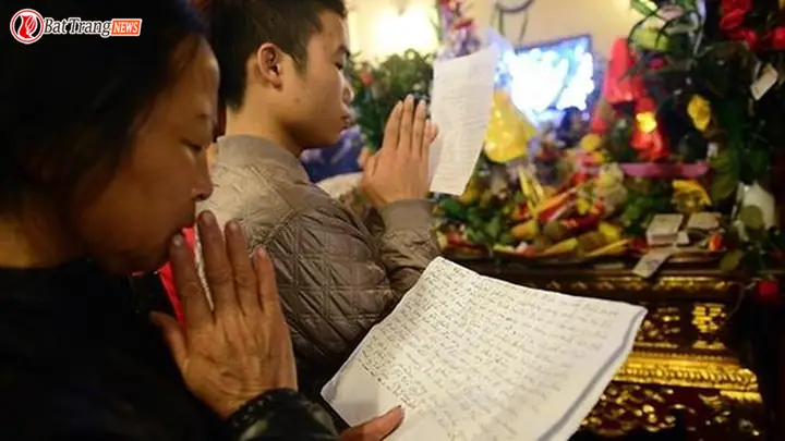 Hướng Dẫn Chi Tiết Cách Tụng Kinh Sám Cúng Vong Linh Và Nghi Thức Cầu Siêu Tại Nhà Thành Tâm