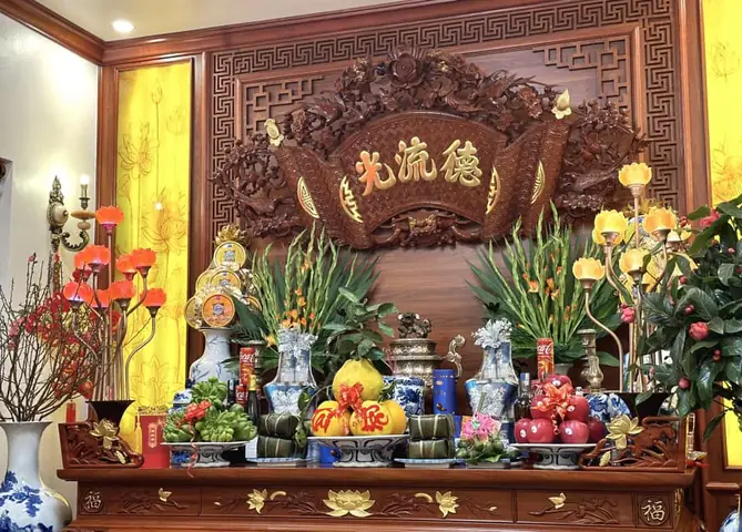 Làm Vỡ Bình Hoa Là Điềm Gì? Giải Mã Ý Nghĩa Phong Thủy Và Cách Hóa Giải Vận Xui Làm Vỡ Bình Hoa Là Điềm Gì? Giải Mã Ý Nghĩa Phong Thủy Và Cách Hóa Giải Vận Xui