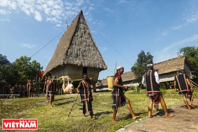 Lễ Cúng Bến Nước Của Người Gia Rai: Nguồn Gốc, Ý Nghĩa Tâm Linh Và Nghi Lễ Truyền Thống Lễ Cúng Bến Nước Của Người Gia Rai: Nguồn Gốc, Ý Nghĩa Tâm Linh Và Nghi Lễ Truyền Thống