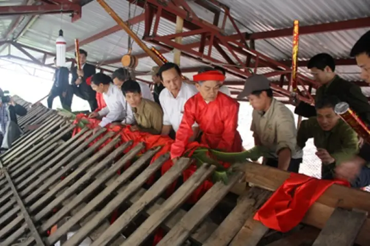 Lễ Cúng Cần Có Hột Nổ Là Gì? Ý Nghĩa Văn Hóa Và Nguồn Gốc Hạt Nổ Nhiều Màu Trong Mâm Lễ Truyền Thống