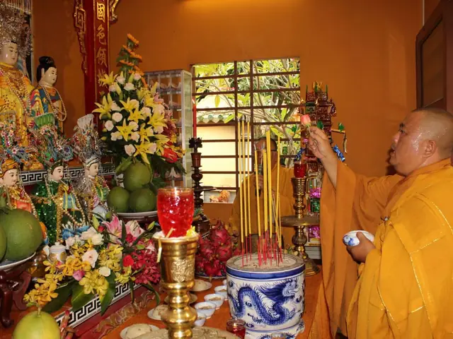Hướng Dẫn Lễ Cúng Chùa Bà Đen Trọn Vẹn: Lễ Vật, Cách Sắp Mâm Và Văn Khấn Chi Tiết Hướng Dẫn Lễ Cúng Chùa Bà Đen Trọn Vẹn: Lễ Vật, Cách Sắp Mâm Và Văn Khấn Chi Tiết