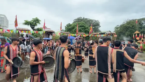 Lễ Cúng Dân Xô Là Gì? Khám Phá Nét Đẹp Tín Ngưỡng Và Các Nghi Thức Độc Đáo Của Người Xơ Đăng