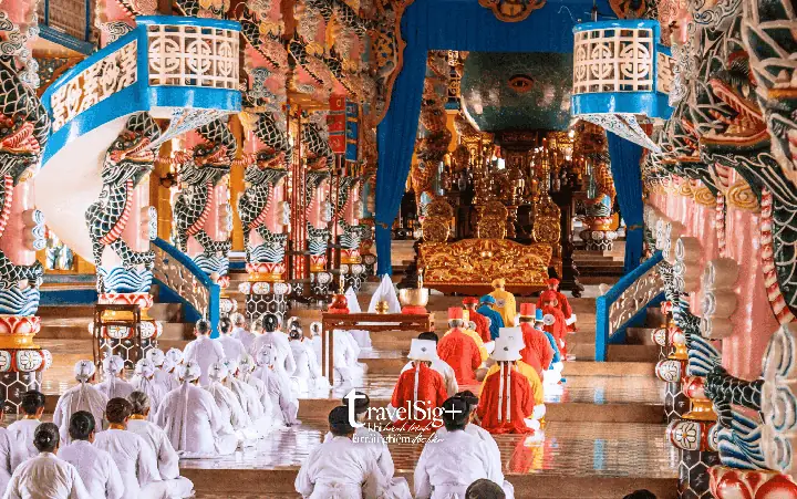 Hướng Dẫn Chi Tiết Cách Cúng Đạo Cao Đài Chuẩn Nghi Lễ Và Các Ngày Lễ Hằng Năm Hướng Dẫn Chi Tiết Cách Cúng Đạo Cao Đài Chuẩn Nghi Lễ Và Các Ngày Lễ Hằng Năm