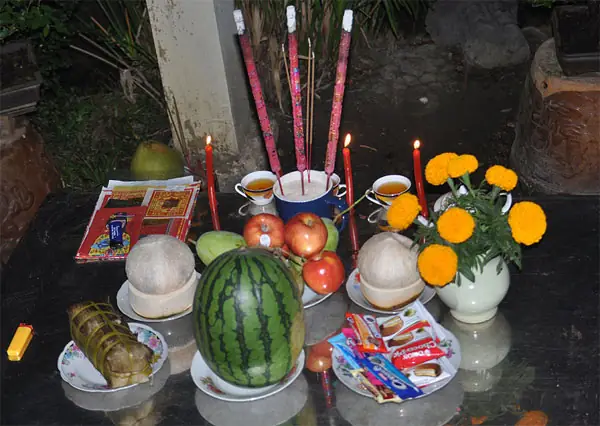 Lễ Cúng Giao Thừa Trừ Tịch: Ý Nghĩa Tâm Linh Và Hướng Dẫn Sắm Lễ, Văn Khấn Chuẩn Xác Lễ Cúng Giao Thừa Trừ Tịch: Ý Nghĩa Tâm Linh Và Hướng Dẫn Sắm Lễ, Văn Khấn Chuẩn Xác