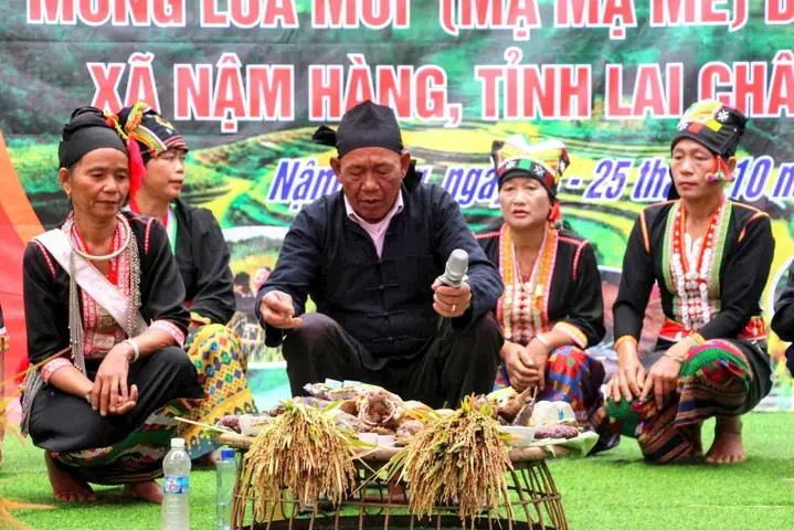 Lễ Cúng Gọi Hồn Lúa Là Gì? Tìm Hiểu Nét Đẹp Văn Hóa Tâm Linh Độc Đáo Của Đồng Bào Các Dân Tộc Lễ Cúng Gọi Hồn Lúa Là Gì? Tìm Hiểu Nét Đẹp Văn Hóa Tâm Linh Độc Đáo Của Đồng Bào Các Dân Tộc