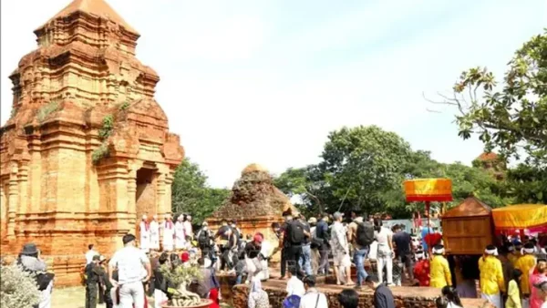 Lễ Cúng Nữ Thần Chăm: Ý Nghĩa, Nghi Thức Và Những Điều Cần Biết Trong Tín Ngưỡng Độc Đáo Của Đồng Bào Chăm