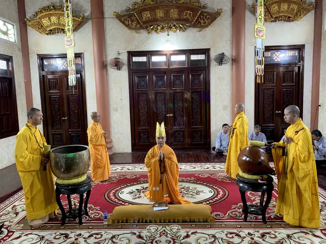 Hướng Dẫn Chi Tiết Về Lễ Cúng Phật Ở Chùa Thiên An Bình Định Và Nghi Thức Trọn Vẹn Hướng Dẫn Chi Tiết Về Lễ Cúng Phật Ở Chùa Thiên An Bình Định Và Nghi Thức Trọn Vẹn