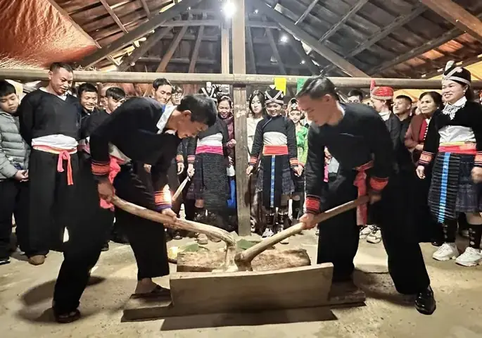 Lễ Cúng Xẻng Ông Dân Tộc Dao Ba Vì: Nguồn Gốc, Ý Nghĩa Và Nghi Thức Truyền Thống Lễ Cúng Xẻng Ông Dân Tộc Dao Ba Vì: Nguồn Gốc, Ý Nghĩa Và Nghi Thức Truyền Thống