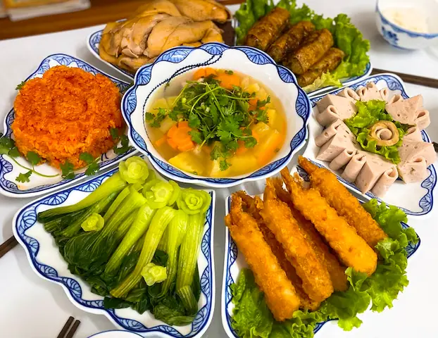 Hướng Dẫn Lễ Đầy Đủ Cúng Rằm Tháng 7: Mâm Lễ, Nghi Thức Và Văn Khấn Chuẩn Nhất
