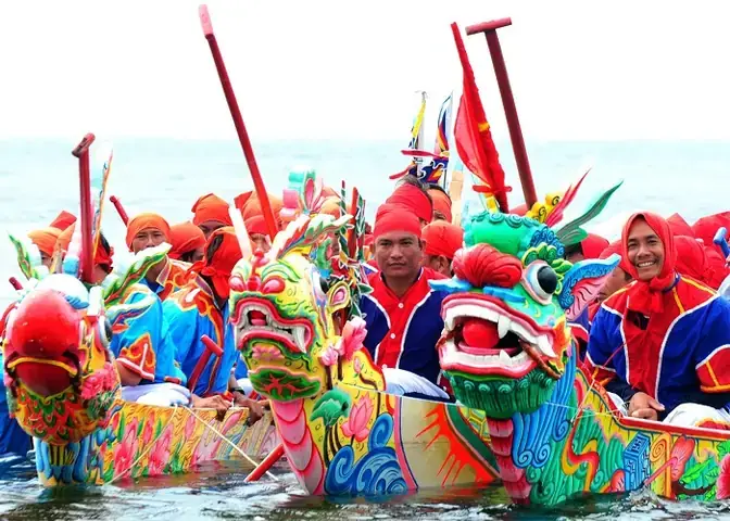 Lễ Hội Cúng Cá Ông Ở Quảng Ngãi: Nét Đẹp Tín Ngưỡng Và Nghi Thức Văn Hóa Biển Độc Đáo Lễ Hội Cúng Cá Ông Ở Quảng Ngãi: Nét Đẹp Tín Ngưỡng Và Nghi Thức Văn Hóa Biển Độc Đáo