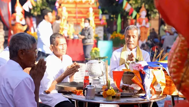 Lễ Hội Cúng Dừa Thắk Côn Sóc Trăng: Nguồn Gốc, Ý Nghĩa Và Nét Đẹp Văn Hóa Độc Đáo Lễ Hội Cúng Dừa Thắk Côn Sóc Trăng: Nguồn Gốc, Ý Nghĩa Và Nét Đẹp Văn Hóa Độc Đáo
