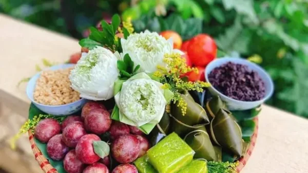 Tết Đoan Ngọ Mùng 5 Tháng 5 Cúng Ai? Chi Tiết Mâm Lễ Và Bài Văn Khấn Chuẩn Phong Tục Việt