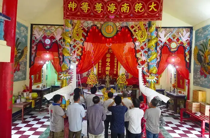Lễ Thờ Cúng Của Cư Dân Biển: Ý Nghĩa, Nghi Thức Và Tín Ngưỡng Độc Đáo Lễ Thờ Cúng Của Cư Dân Biển: Ý Nghĩa, Nghi Thức Và Tín Ngưỡng Độc Đáo