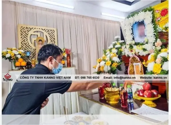 Lễ Vật Cúng Đám Tang Gồm Những Gì? Danh Sách Vật Phẩm Phúng Viếng Đầy Đủ Nhất Lễ Vật Cúng Đám Tang Gồm Những Gì? Danh Sách Vật Phẩm Phúng Viếng Đầy Đủ Nhất