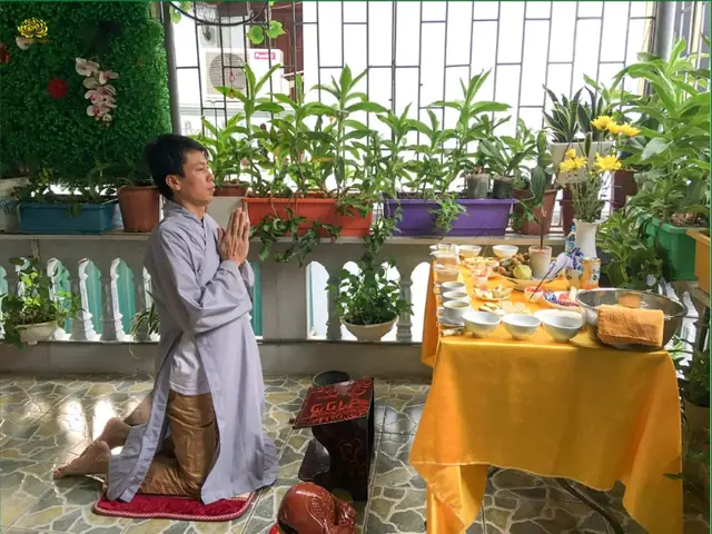 Khám Phá Chi Tiết Lợi Ích Của Việc Cúng Thí Tháng 7 Theo Quan Điểm Tâm Linh Và Đạo Phật Khám Phá Chi Tiết Lợi Ích Của Việc Cúng Thí Tháng 7 Theo Quan Điểm Tâm Linh Và Đạo Phật