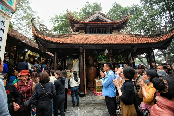 Lời Văn Khấn Tạ Lễ Cúng Trái Cây: Hướng Dẫn Nghi Thức Trả Lễ Chuẩn Xác Nhất