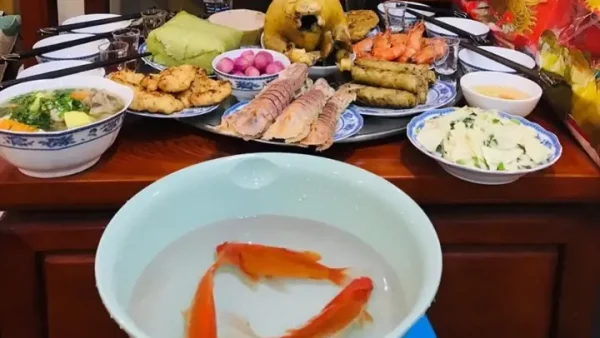 Mâm Cơm Cúng Ông Táo Của Người Huế: Hướng Dẫn Chuẩn Bị Lễ Vật Và Nghi Thức Trọn Vẹn