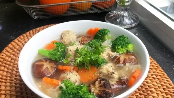 Gợi Ý Mâm Cơm Tương Cúng Chay Thanh Tịnh, Đầy Đủ Lễ Nghi Cho Ngày Rằm Và Lễ Tết