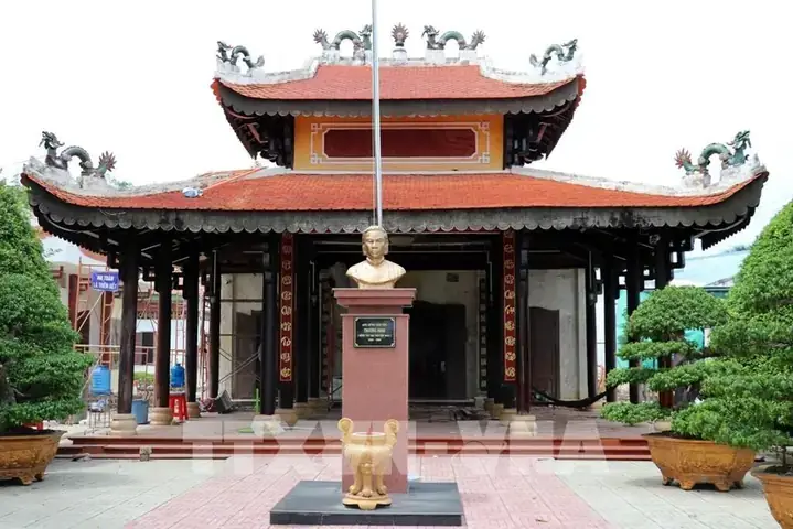 Miếu Bà Bình Long Có Cúng Sao Không? Giải Đáp Nghi Lễ Và Lịch Sử Ngôi Miếu Cổ Miếu Bà Bình Long Có Cúng Sao Không? Giải Đáp Nghi Lễ Và Lịch Sử Ngôi Miếu Cổ