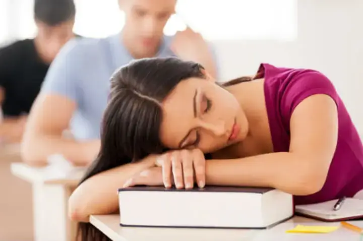 Tại Sao Bạn Lại Hay Gặp Giấc Mơ Bị Điểm Kém Hoặc Trượt Kỳ Thi? Tại Sao Bạn Lại Hay Gặp Giấc Mơ Bị Điểm Kém Hoặc Trượt Kỳ Thi?