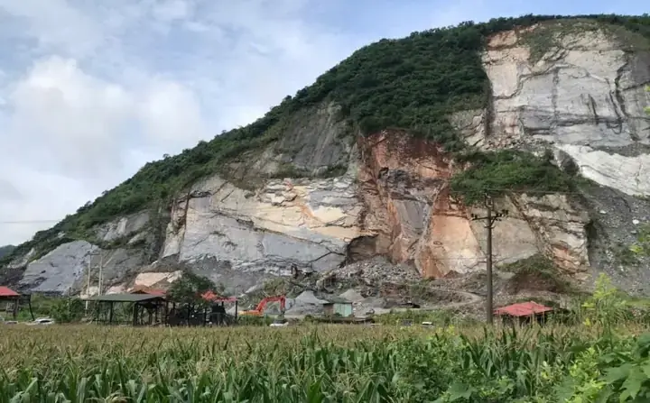 Nằm Mơ Thấy Mình Rơi Xuống Hố Sâu Đánh Số Mấy?